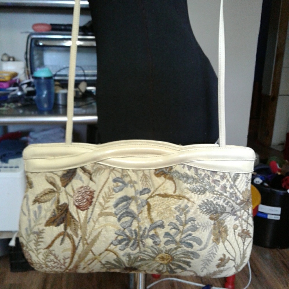 Morris Moskowitz floral vintage clutch